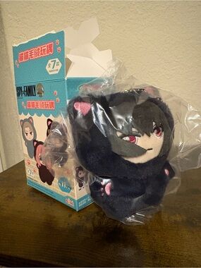 Spy x Family Plush Keychain - Black Cat Costume Yuri Briar